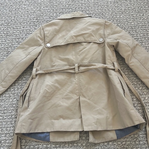 Zara Baby Girl Tan Classic Trench Coat Blue lining belt 4T Jacket kids - Picture 4 of 4